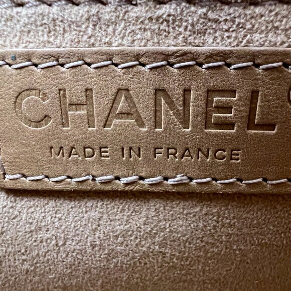 Chanel Pre-owned Patent Leather Mini Bag In Yellow with dust bag Made in France - Picture 4 of 16